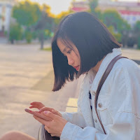 user-avatar