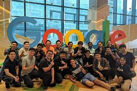 Twin team @ Google Singapore