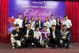 Phòng Giải Pháp 2 làm hết mình chơi nhiệt tình đón chào 2022