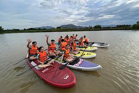 Rowing SUP