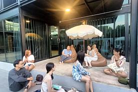 relaxed team meeting