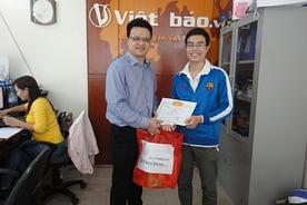 Tuyên dương, khen thưởng những nhân viên xuất sắc