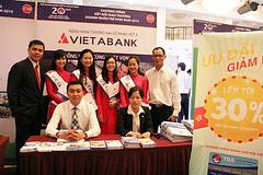 Viet A Bank Headline Photo