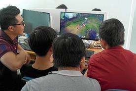 We play together